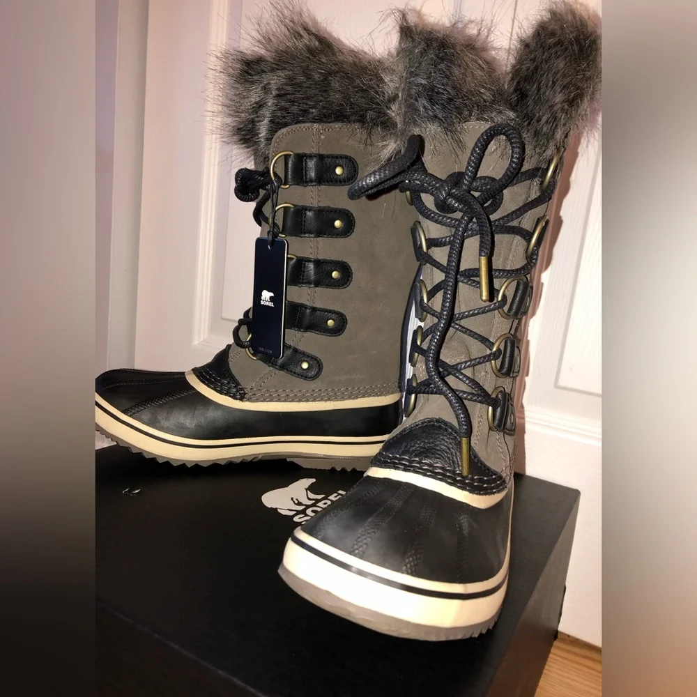 WOMEN'S JOAN OF ARCTIC™ BOOT - Picture 4 of 9